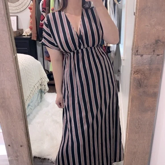 Blues & Greys striped maxi dress with deep slits size small - Picture 2 of 7